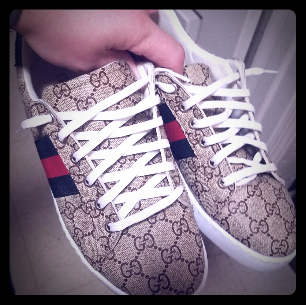 Gucci Shoes size 9.5 mens